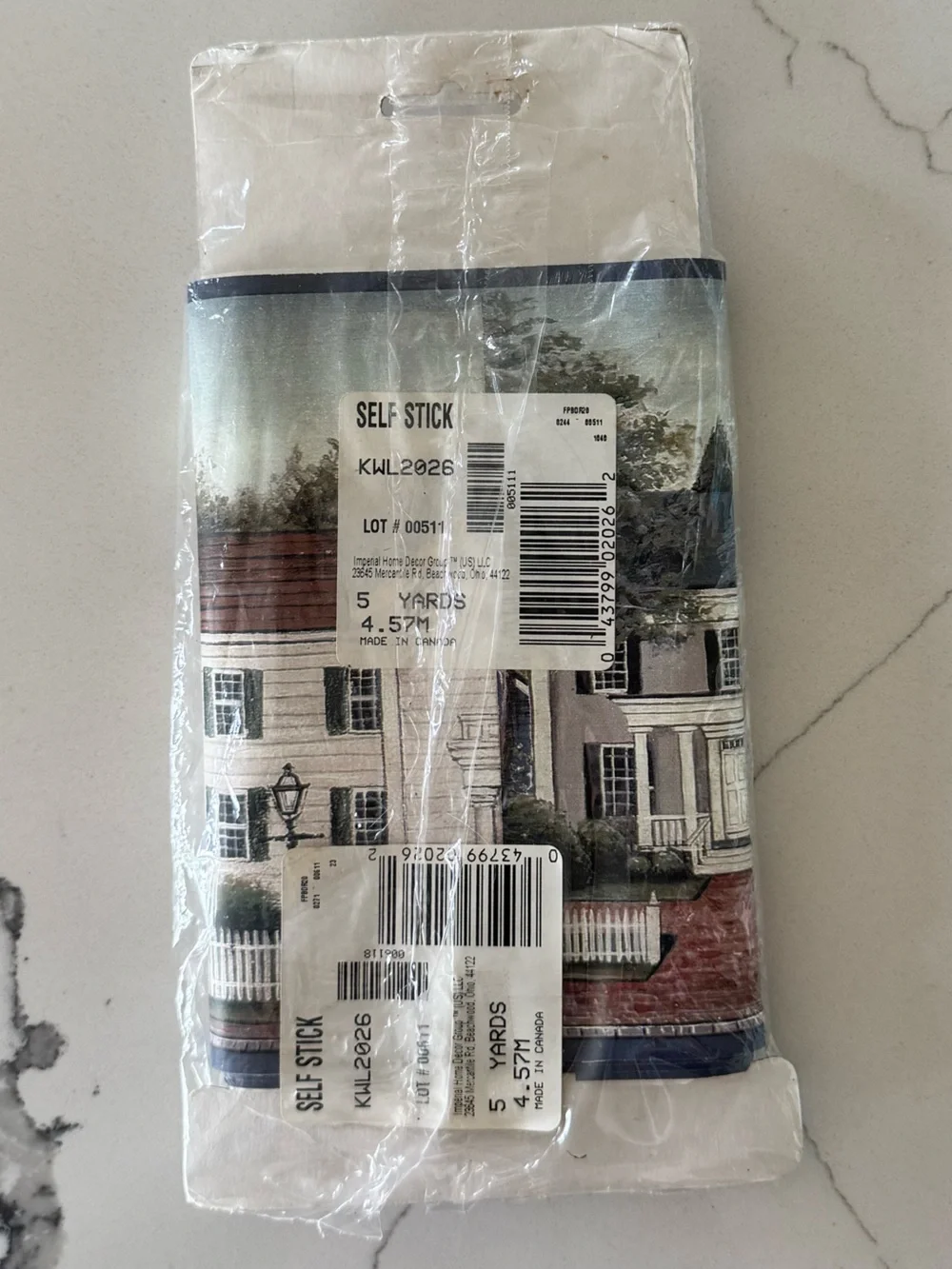 Vintage Main Street Town Scene Self Stick Removable Border